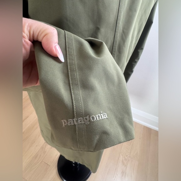 Patagonia Olive Green Waterproof Parka Jacket Size L - Picture 9 of 12
